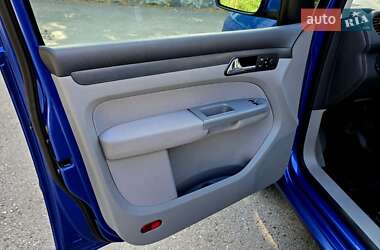 Минивэн Volkswagen Caddy 2006 в 