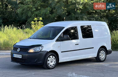 Грузовой фургон Volkswagen Caddy 2010 в Киеве