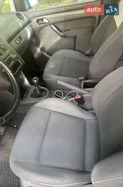 Мінівен Volkswagen Caddy 2011 в 