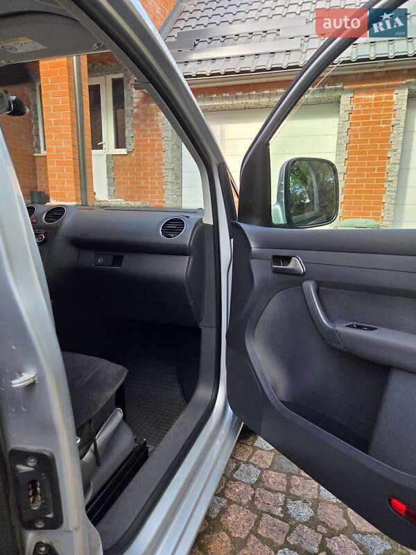 Минивэн Volkswagen Caddy 2015 в Ахтырке