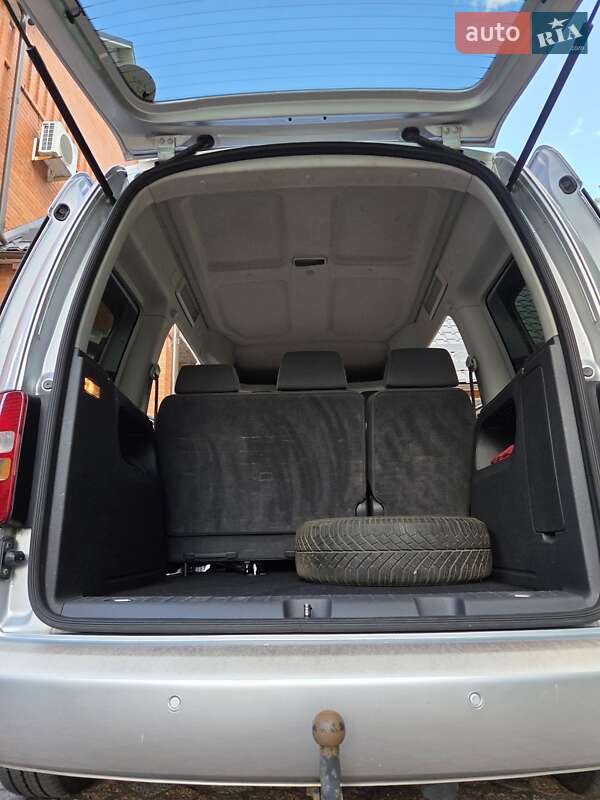Минивэн Volkswagen Caddy 2015 в Ахтырке