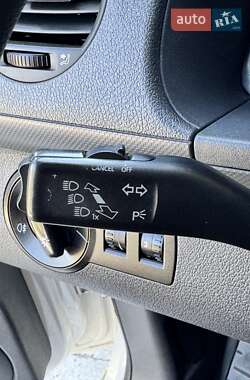 Грузовой фургон Volkswagen Caddy 2013 в 