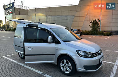 Минивэн Volkswagen Caddy 2015 в 
