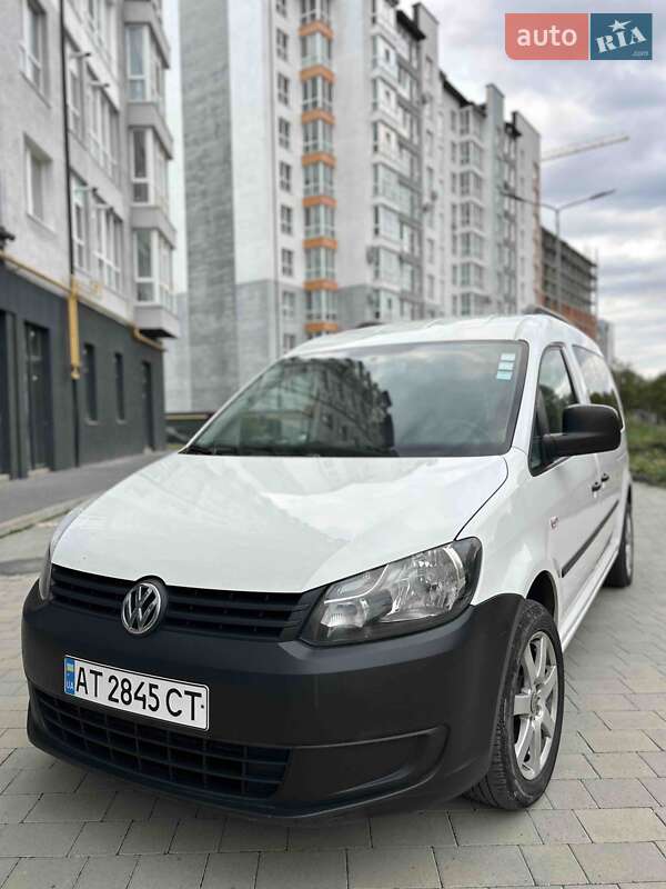 Минивэн Volkswagen Caddy 2011 в 