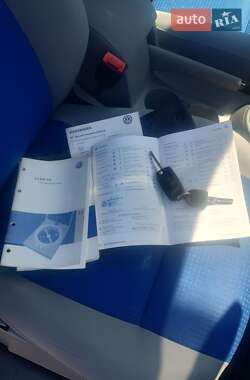 Минивэн Volkswagen Caddy 2009 в 