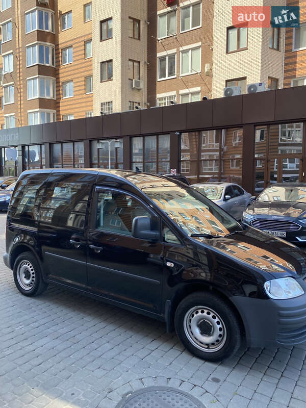 Минивэн Volkswagen Caddy 2010 в Житомире