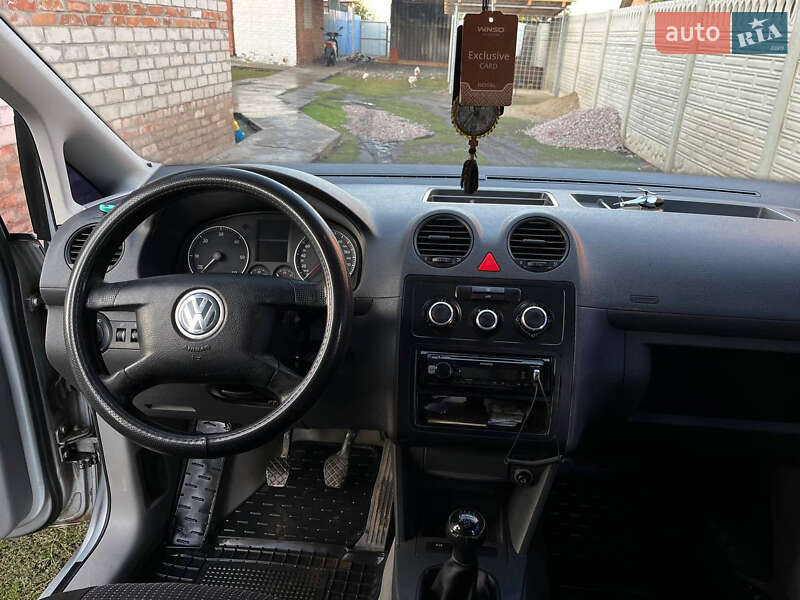 Минивэн Volkswagen Caddy 2005 в Богодухове