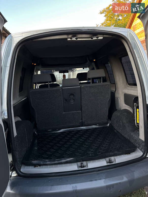 Минивэн Volkswagen Caddy 2005 в Богодухове