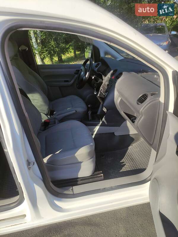 Минивэн Volkswagen Caddy 2009 в Ровно