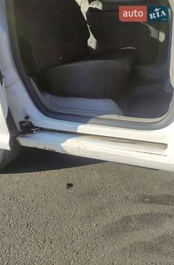 Минивэн Volkswagen Caddy 2009 в 