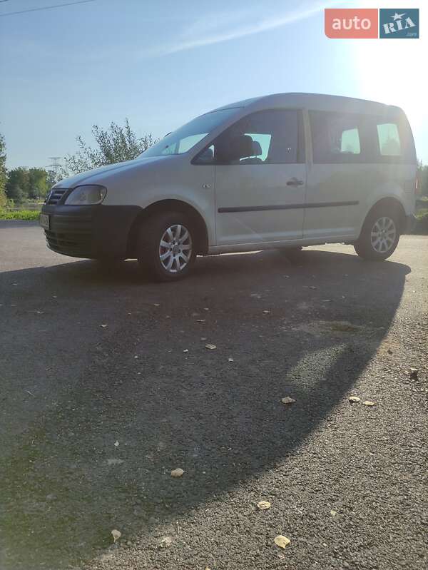Минивэн Volkswagen Caddy 2009 в Ровно