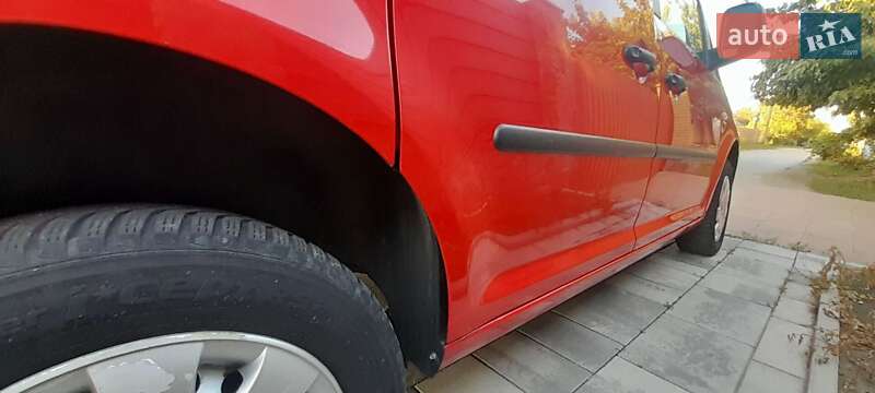 Мінівен Volkswagen Caddy 2006 в Вінниці