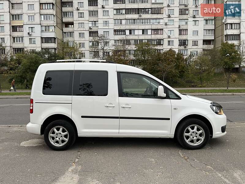 Минивэн Volkswagen Caddy 2013 в Киеве фото 2 Минивэн Volkswagen Caddy 2013 в Киеве