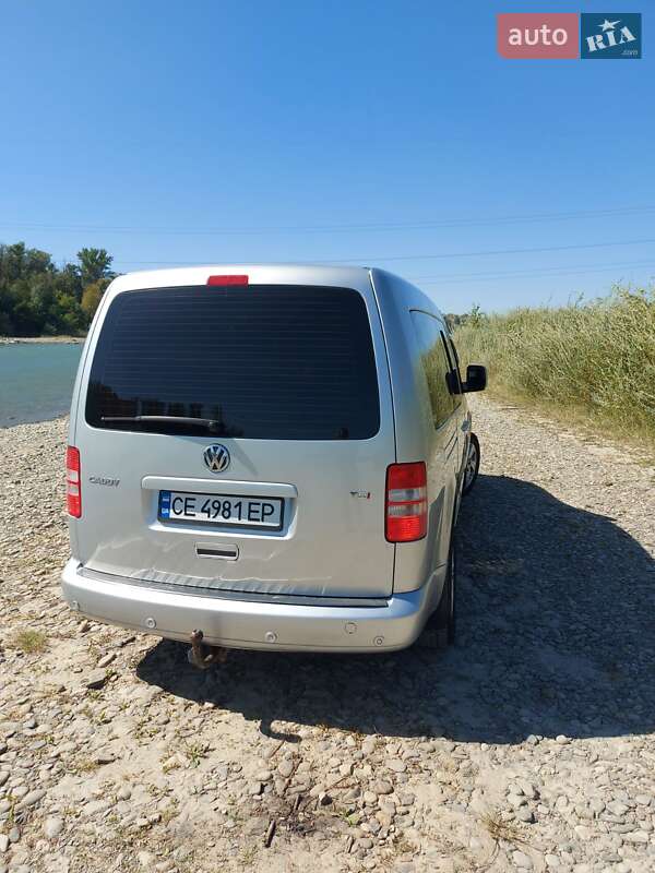 Минивэн Volkswagen Caddy 2011 в Черновцах