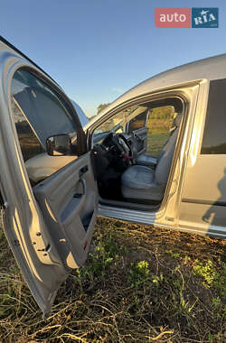 Минивэн Volkswagen Caddy 2010 в 