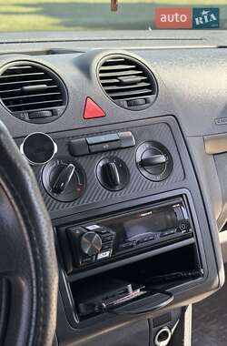 Минивэн Volkswagen Caddy 2010 в 