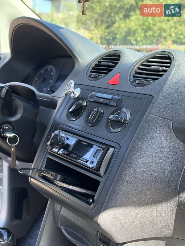 Минивэн Volkswagen Caddy 2010 в Гусятине фото 19 Минивэн Volkswagen Caddy 2010 в Гусятине
