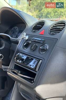 Минивэн Volkswagen Caddy 2010 в 