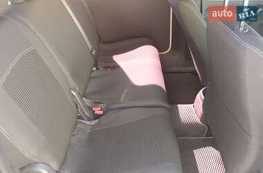 Минивэн Volkswagen Caddy 2013 в 