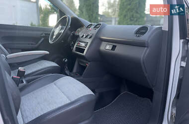 Грузопассажирский фургон Volkswagen Caddy 2012 в 