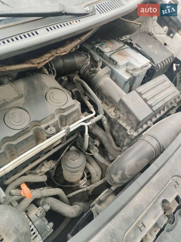 Мінівен Volkswagen Caddy 2010 в Жмеринці