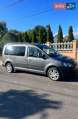Мінівен Volkswagen Caddy 2013 в Виноградові