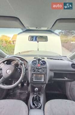 Минивэн Volkswagen Caddy 2006 в 