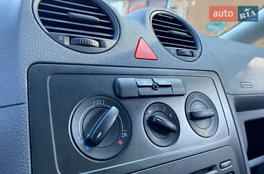 Мінівен Volkswagen Caddy 2005 в 