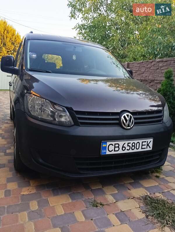 Минивэн Volkswagen Caddy 2011 в Чернигове