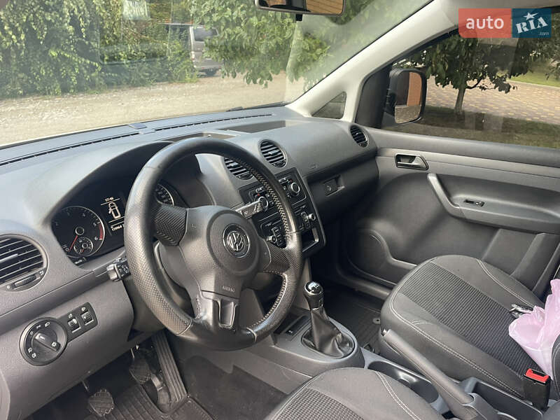 Мінівен Volkswagen Caddy 2015 в Харкові