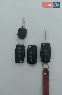 Минивэн Volkswagen Caddy 2013 в 