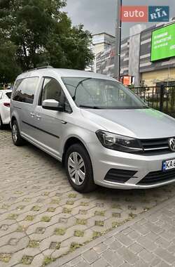 Минивэн Volkswagen Caddy 2015 в Киеве