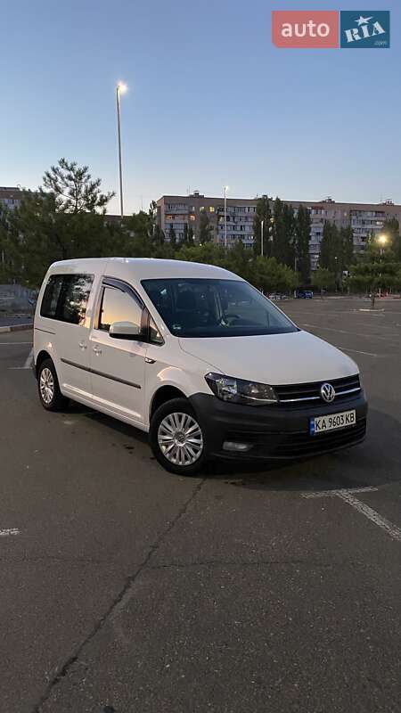 Мінівен Volkswagen Caddy 2015 в Миколаєві