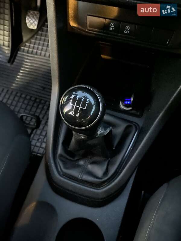 Мінівен Volkswagen Caddy 2015 в Миколаєві