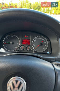 Минивэн Volkswagen Caddy 2010 в 