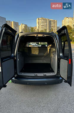 Минивэн Volkswagen Caddy 2010 в 
