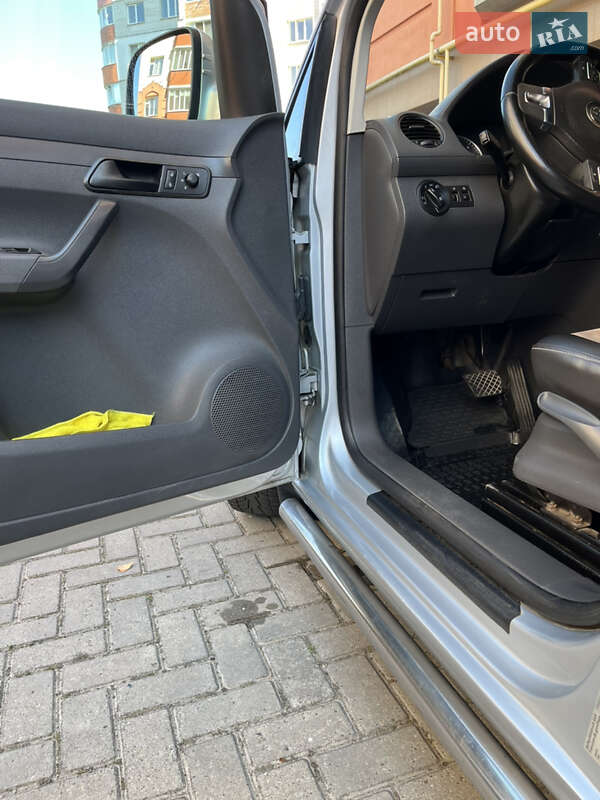 Мінівен Volkswagen Caddy 2011 в Хмельницькому