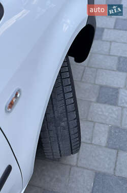 Грузовой фургон Volkswagen Caddy 2013 в 