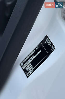 Грузовой фургон Volkswagen Caddy 2013 в 