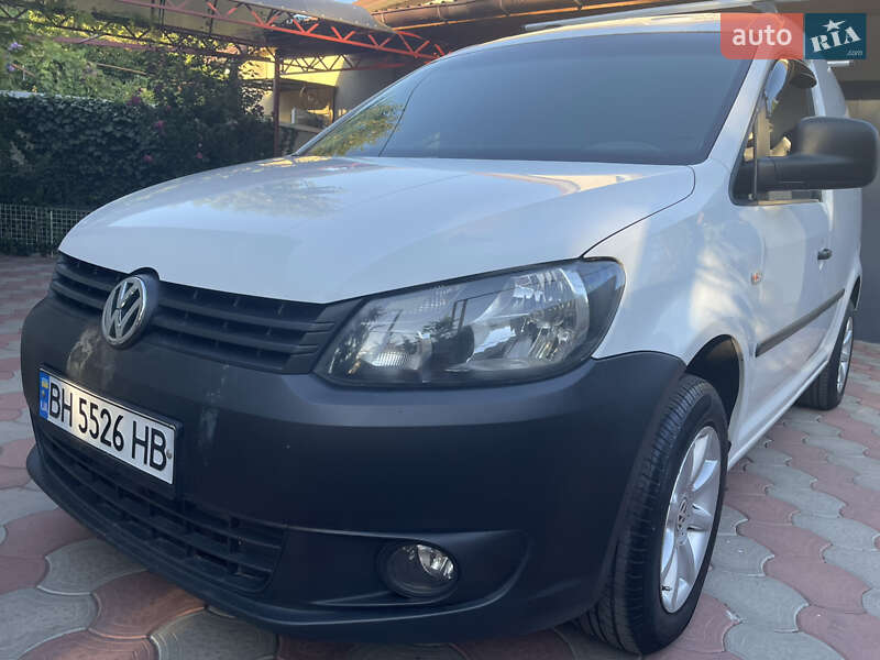 Грузовой фургон Volkswagen Caddy 2011 в 
