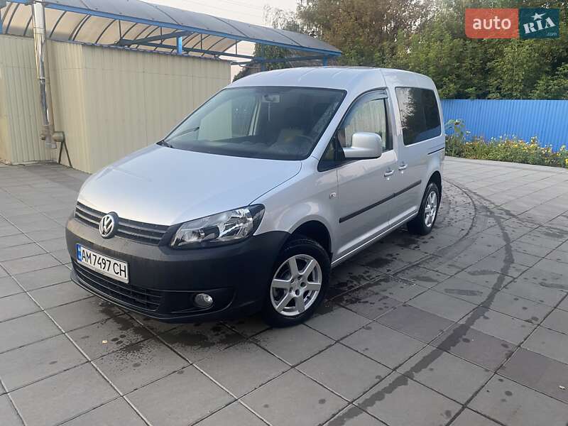 Минивэн Volkswagen Caddy 2012 в 