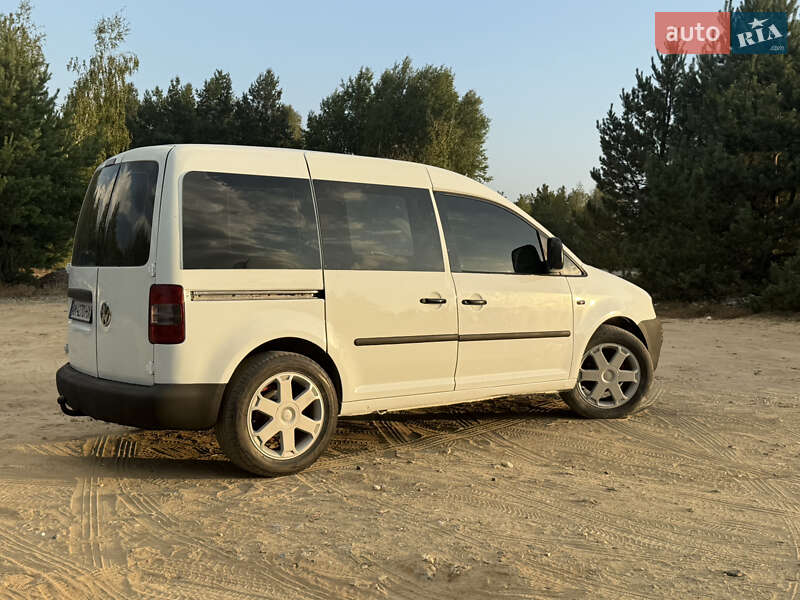 Минивэн Volkswagen Caddy 2007 в Коростене