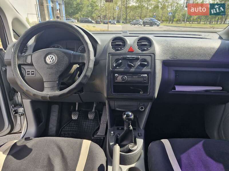 Минивэн Volkswagen Caddy 2008 в Николаеве