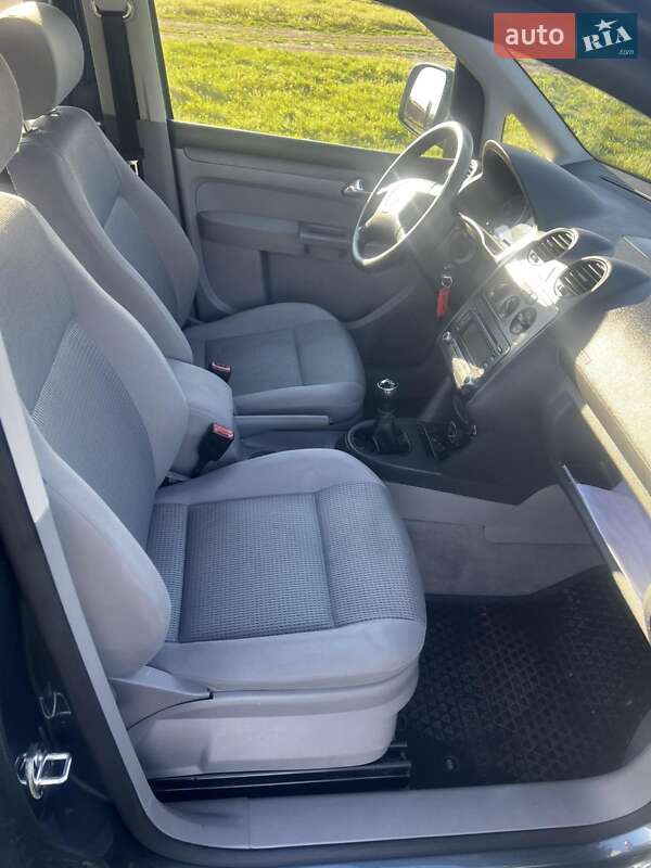 Минивэн Volkswagen Caddy 2005 в Харькове фото 5 Минивэн Volkswagen Caddy 2005 в Харькове