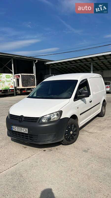 Грузовой фургон Volkswagen Caddy 2015 в 