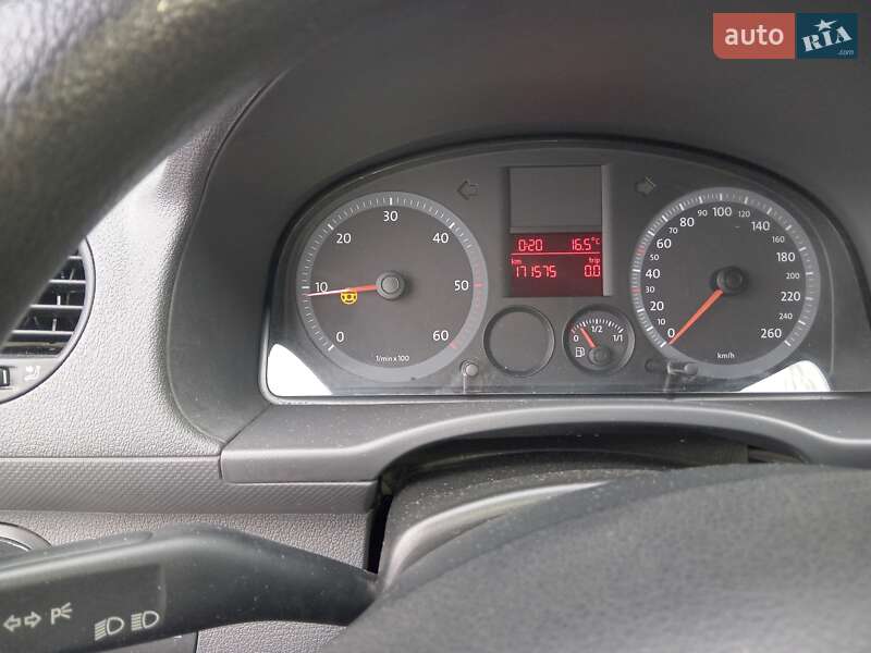 Минивэн Volkswagen Caddy 2006 в Звягеле