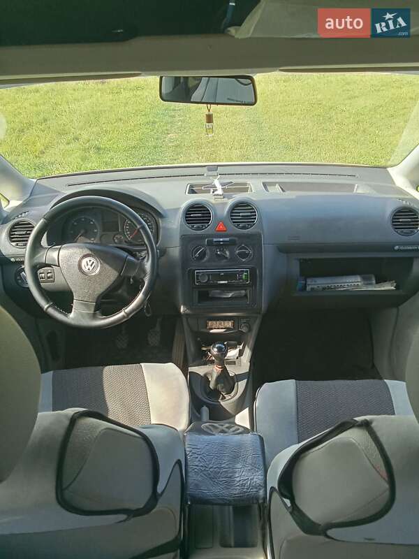 Минивэн Volkswagen Caddy 2008 в Емильчине