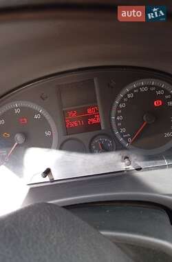 Минивэн Volkswagen Caddy 2005 в Николаеве