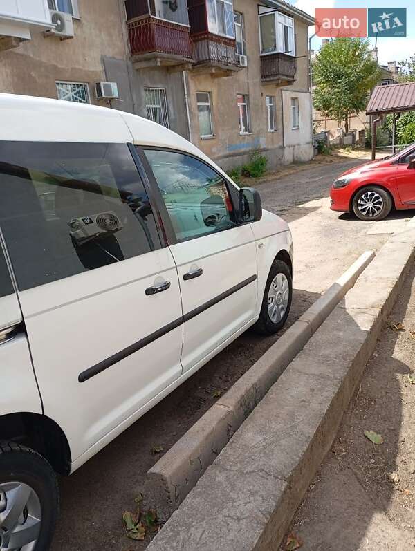 Минивэн Volkswagen Caddy 2005 в Николаеве