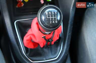 Грузопассажирский фургон Volkswagen Caddy 2015 в 